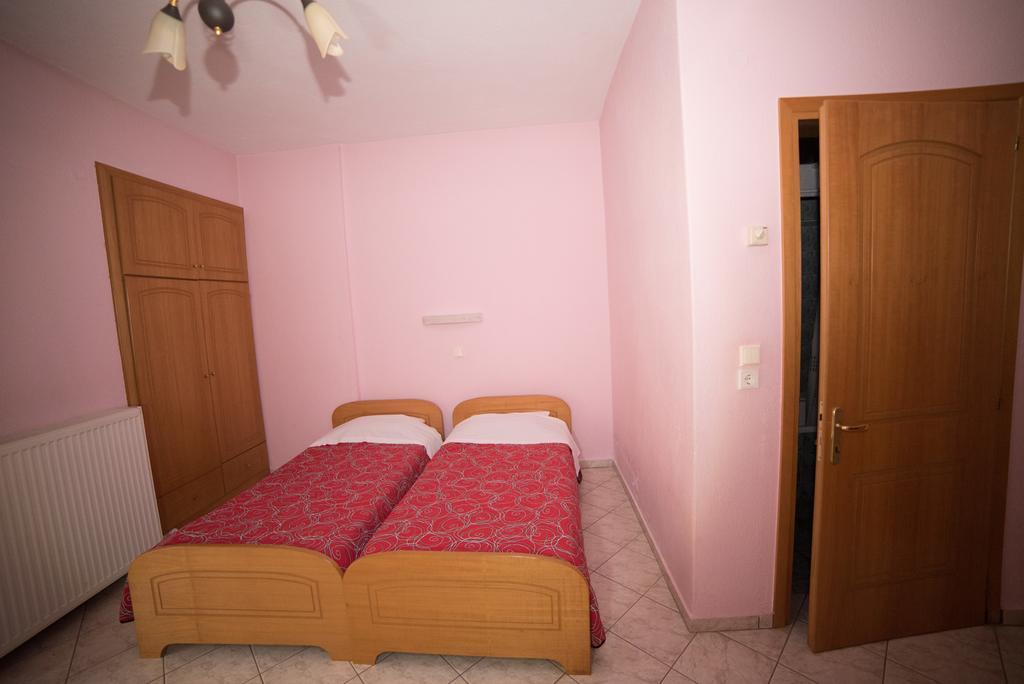 Hotel Galaxias Káto Loutrákion 외부 사진